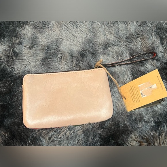 Patricia Nash little purse/wallet! Brand new! Embellished rose collection! - Picture 3 of 4